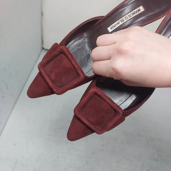 Manolo Blahnik Burgundy Suede Maysale Mules - Picture 3 of 11